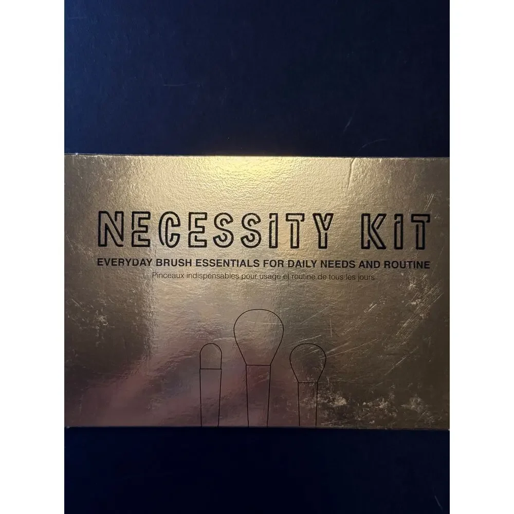 Teeze Make Up NECESSITY KIT EVERYDAY BRUSH ESSENTIALS - NEW in BOX